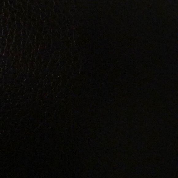 Meet your Posher, Hana - Picture 1 of 1